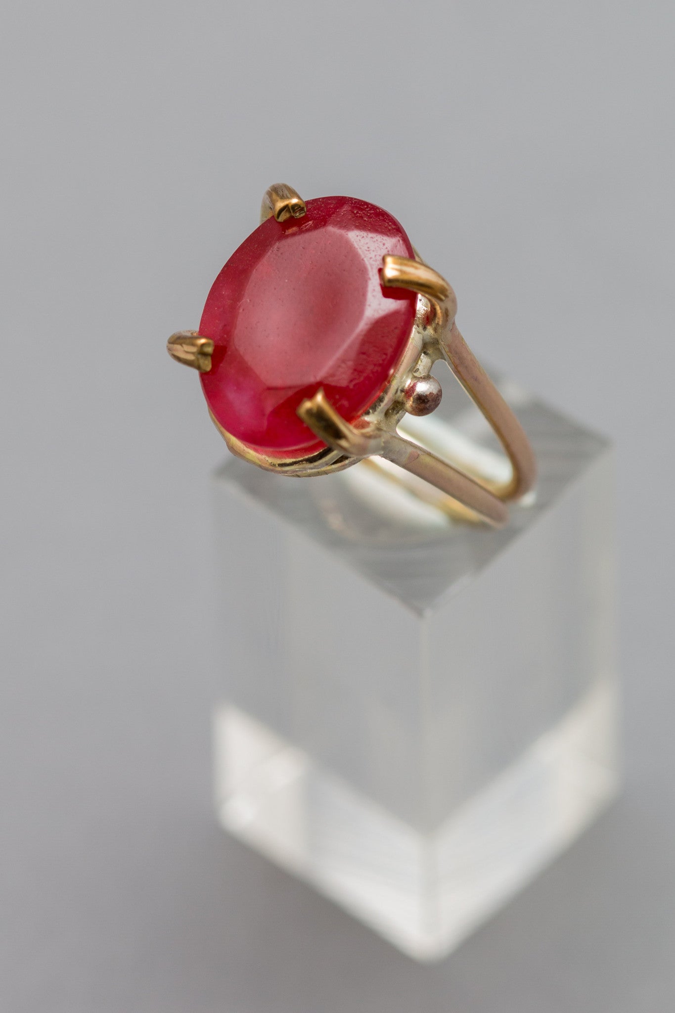 Rubellite Ring