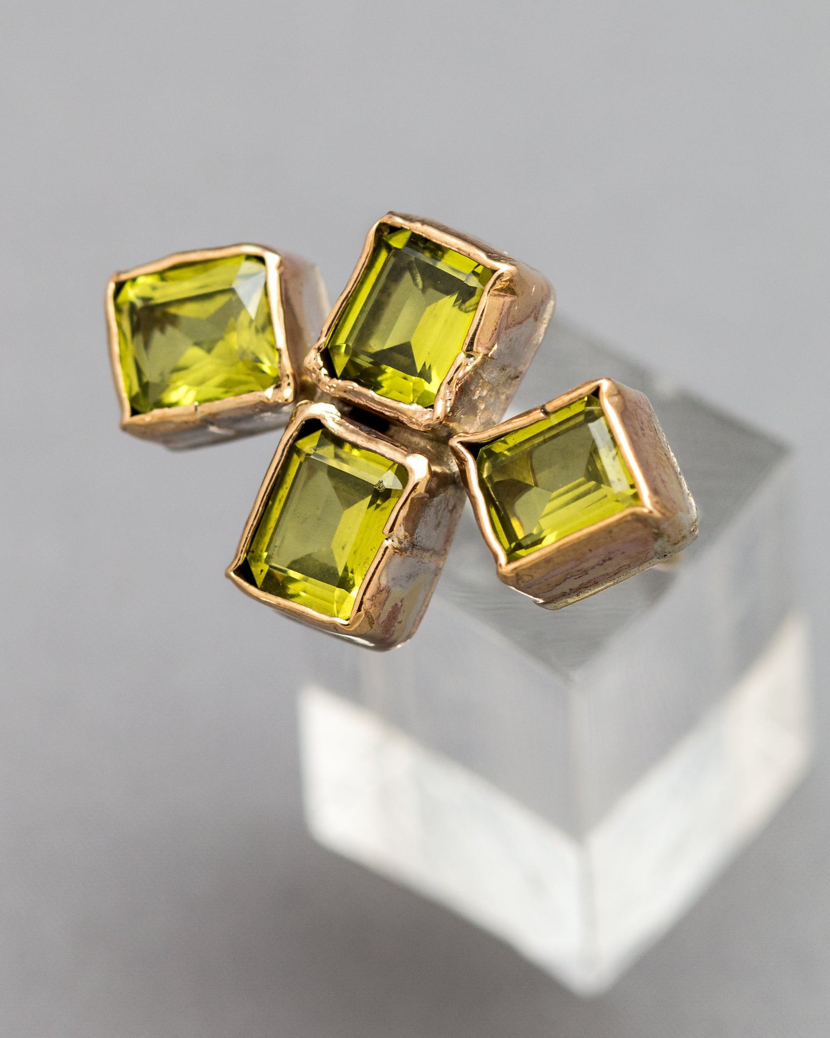 Geometric Peridot Ring